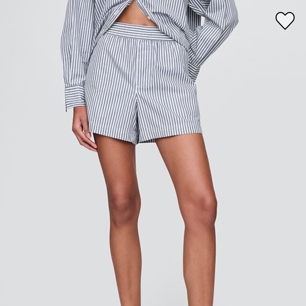 GAP Women's Organic Cotton Striped Poplin Shorts. NWT. Size S (2/4)